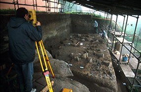lo-scavo-archeologico-1996-2001.jpg