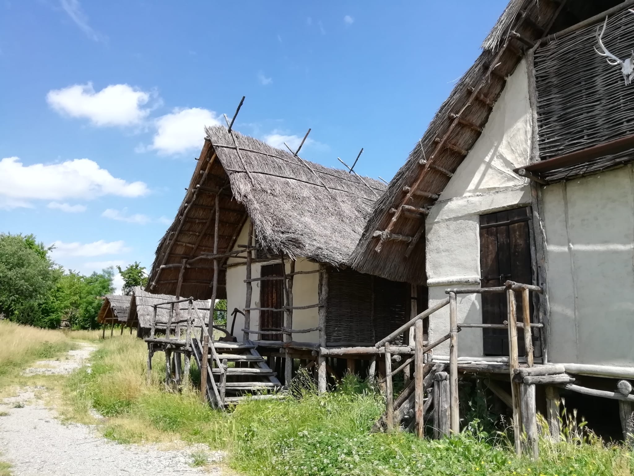 capanne Montale.jpeg